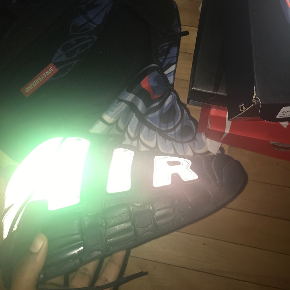 Meet your Posher, Fly guy